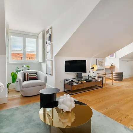 Whome Top-floor In Prime Location * Lisboa