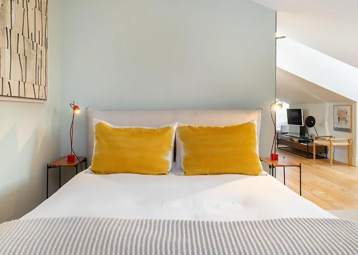 Whome Top-floor In Prime Location * Lisboa